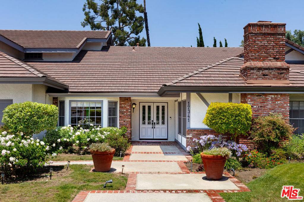 Encino, CA 91316,17341 Cumpston ST
