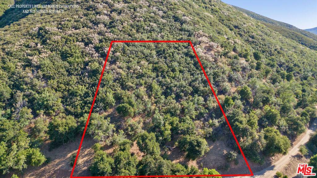 Santa Clarita, CA 91390,0 Cliffedge DR