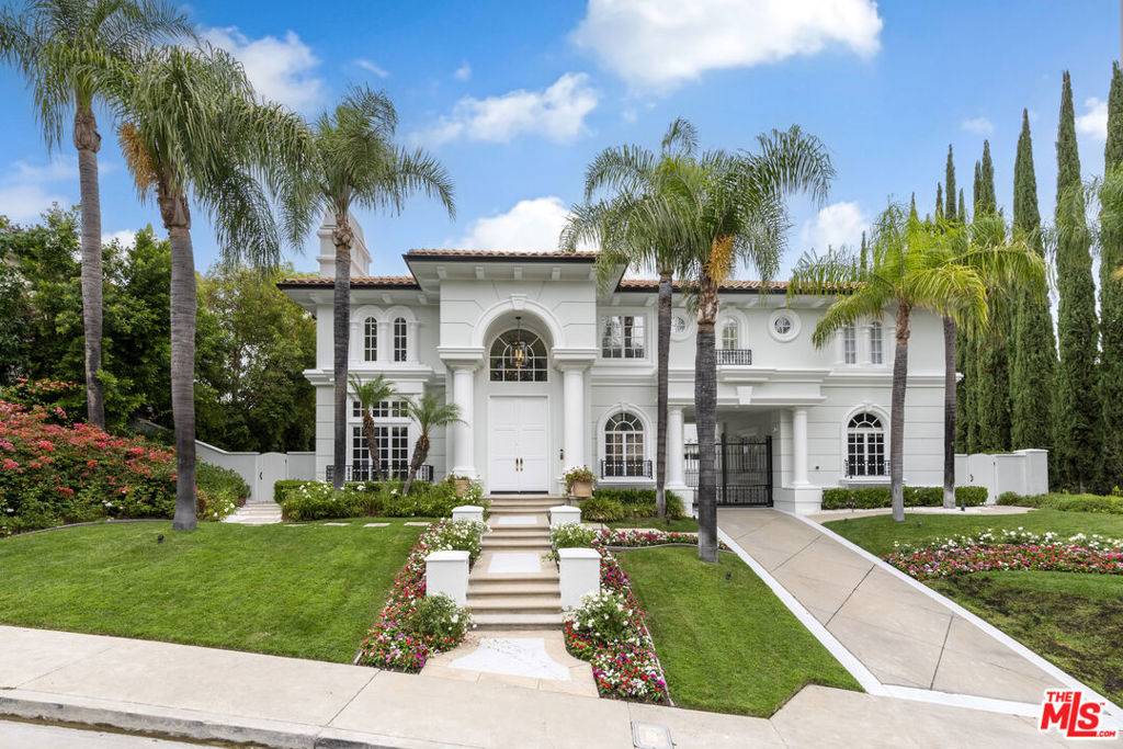 Tarzana, CA 91356,3791 WINFORD DR