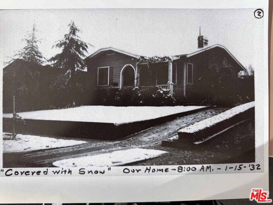 Pasadena, CA 91104,1105 E Claremont ST