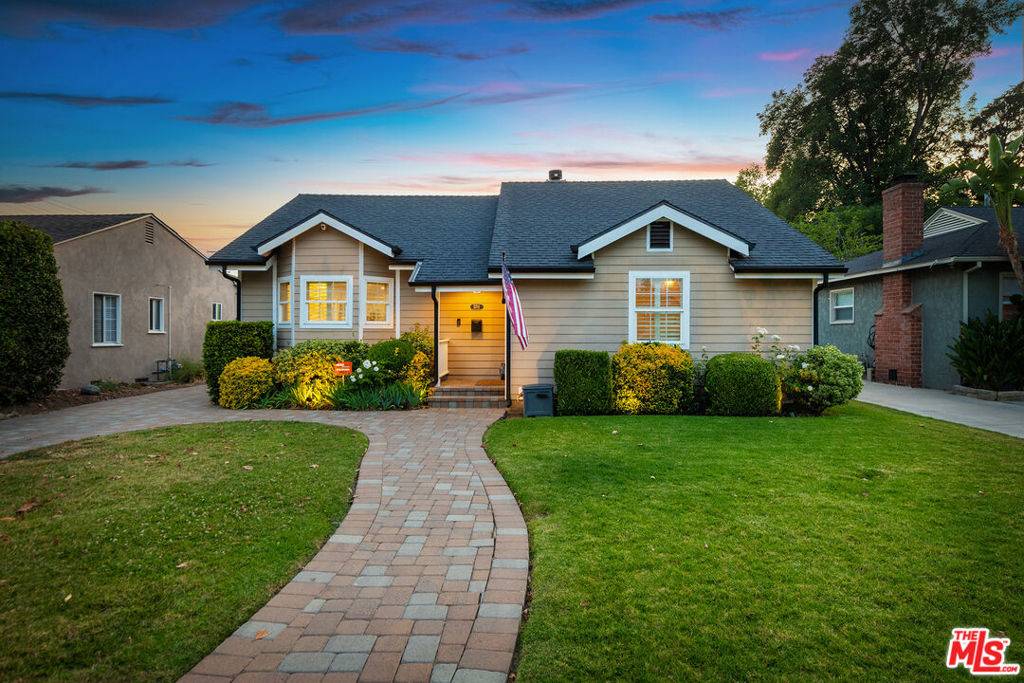 Valley Glen, CA 91401,5711 Colbath AVE