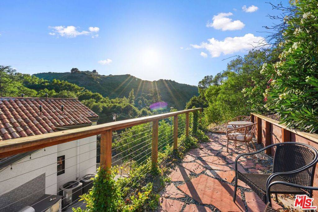 Topanga, CA 90290,3418 Dorothy RD