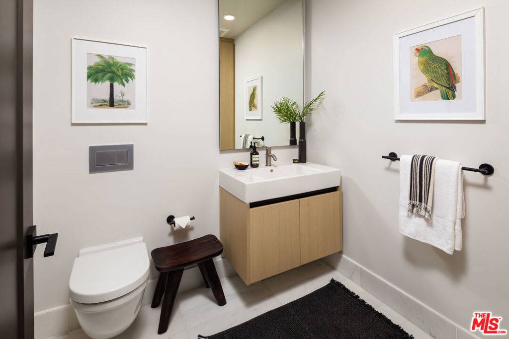 Culver City, CA 90232,3833 Dunn #403