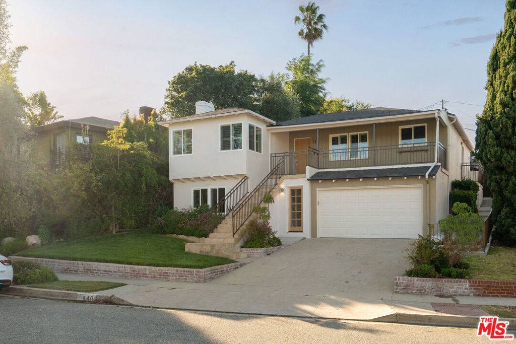 Los Angeles, CA 90043,4405 Springdale DR