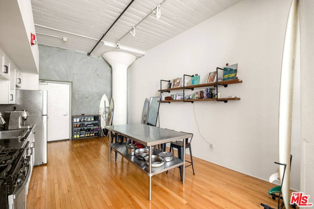 Los Angeles, CA 90013,420 S San Pedro ST #416