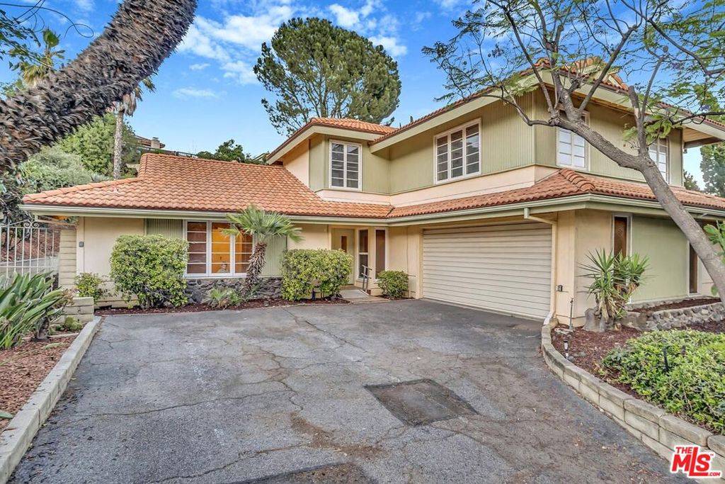 Porter Ranch, CA 91326,11258 Yolanda AVE