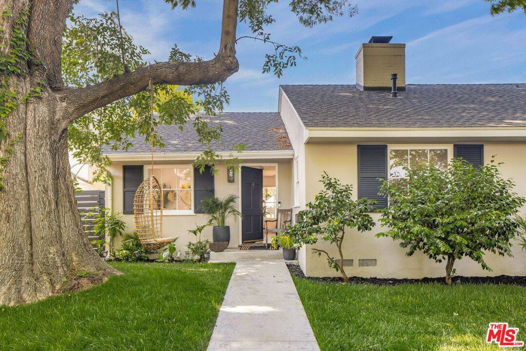 Los Angeles, CA 90066,3339 Mclaughlin AVE