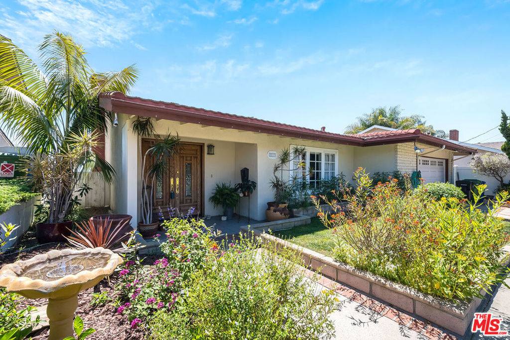 San Pedro, CA 90732,2223 Mcrae DR
