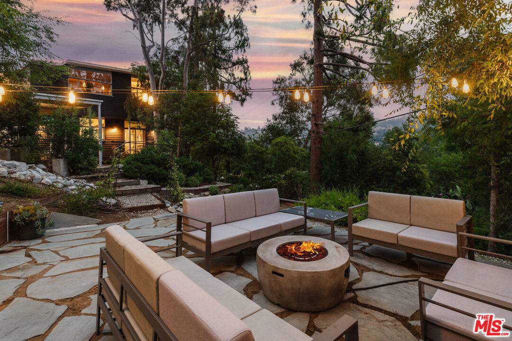 Glendale, CA 91206,2980 Edgewick RD
