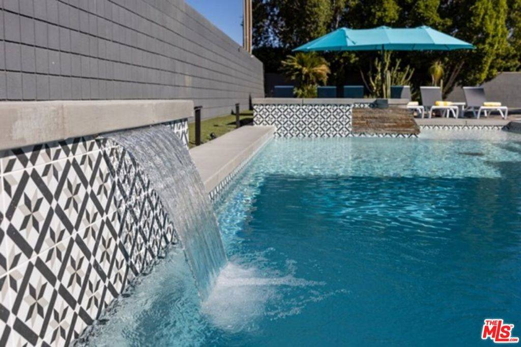 Palm Springs, CA 92262,980 N Buttonwillow CIR
