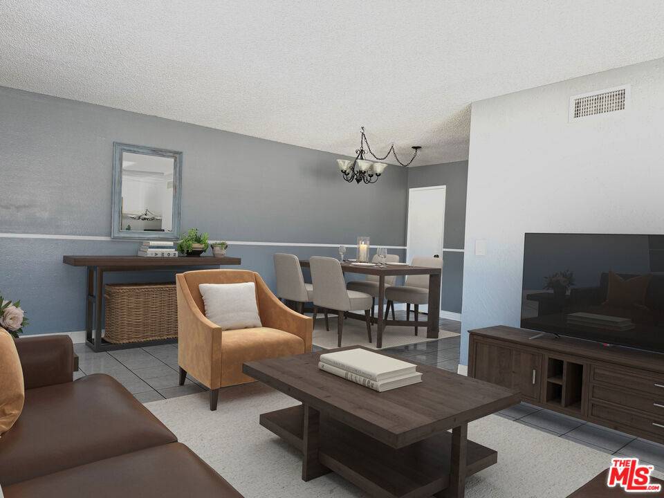 Santa Clarita, CA 91350,28166 Robin AVE