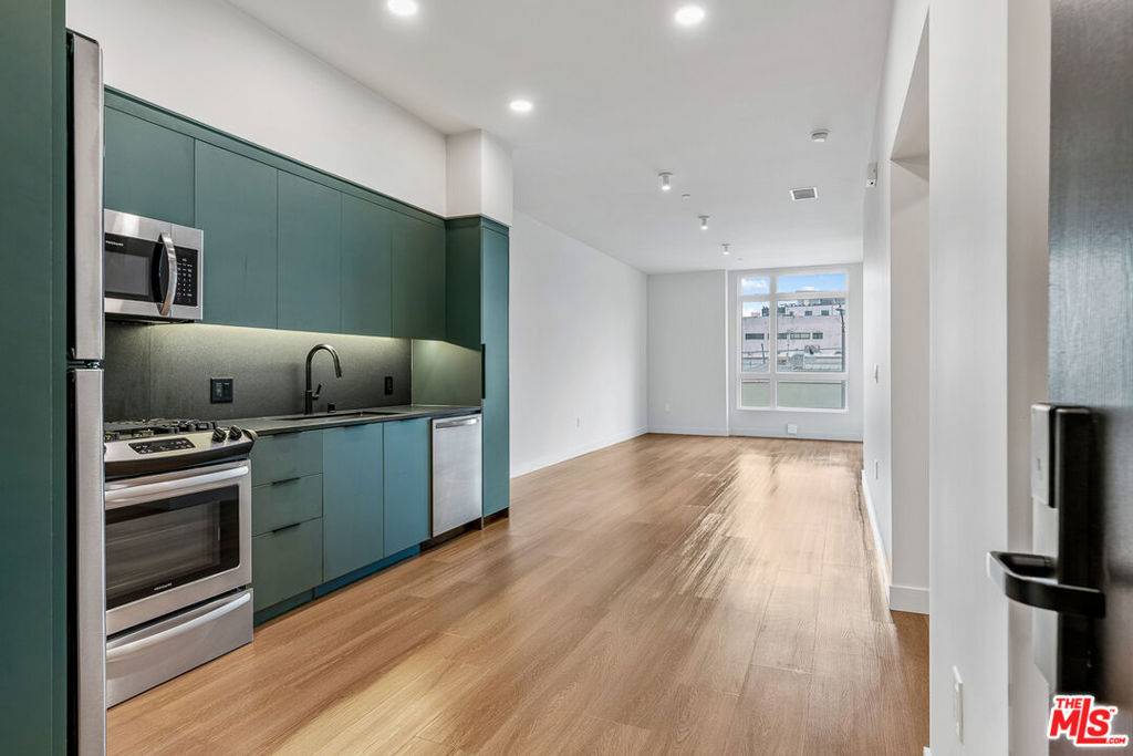 Culver City, CA 90232,10601 Washington BLVD #611