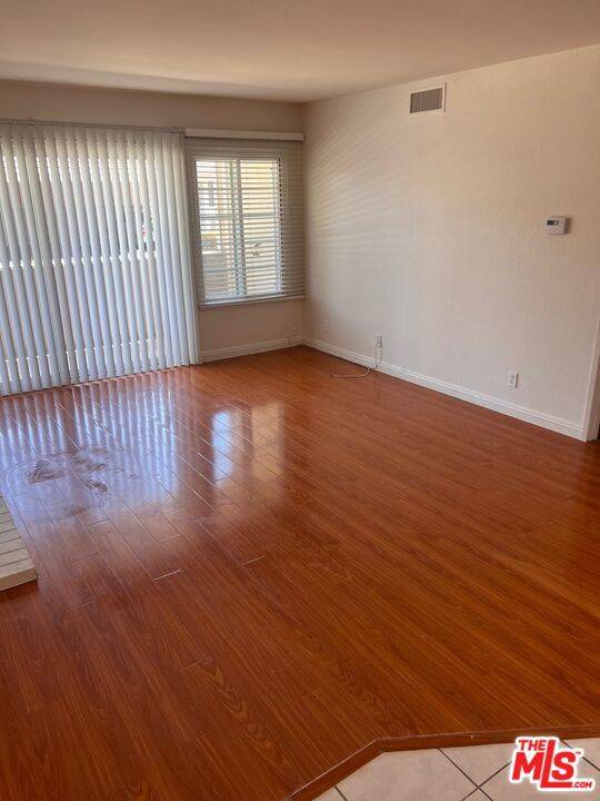 Inglewood, CA 90305,3855 Thorncroft LN #B