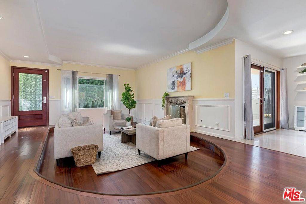 Culver City, CA 90232,3804 Lenawee AVE