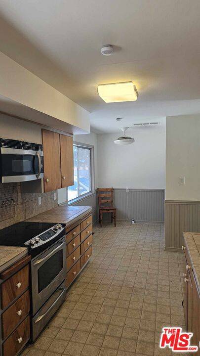 Corning, CA 96021,311 6th ST