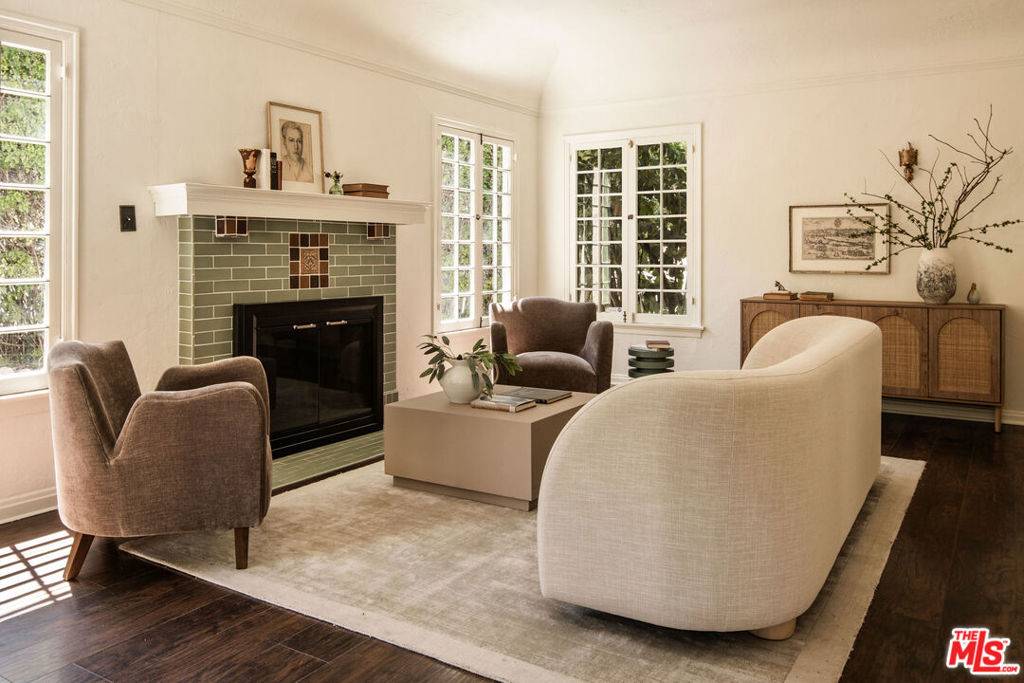 Pasadena, CA 91104,264 Robinson RD