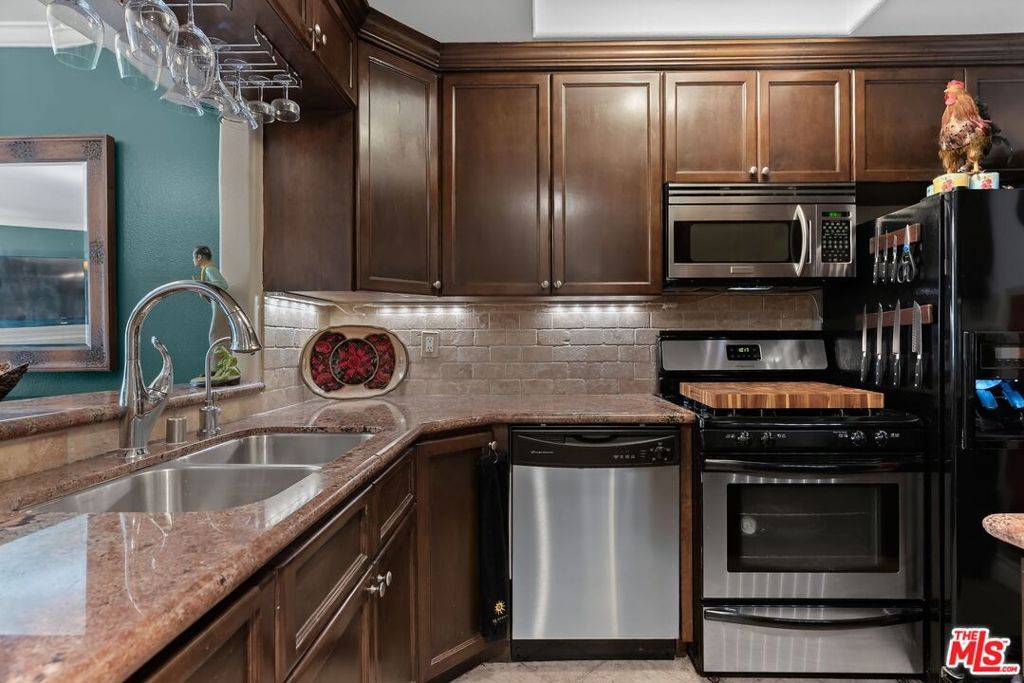 Studio City, CA 91604,4128 Whitsett AVE #108