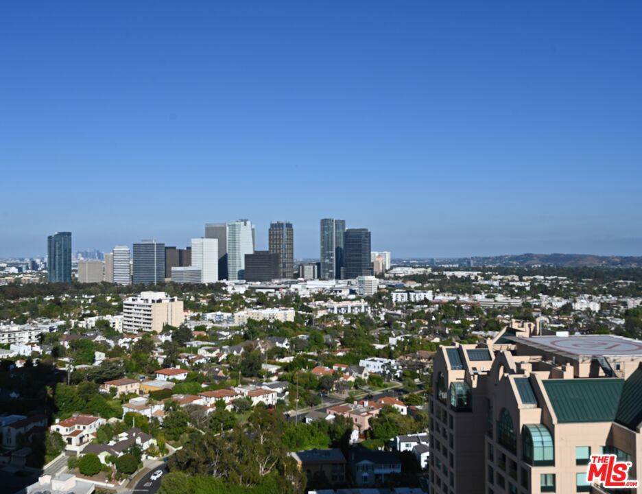 Los Angeles, CA 90024,10501 Wilshire BLVD #PH 7