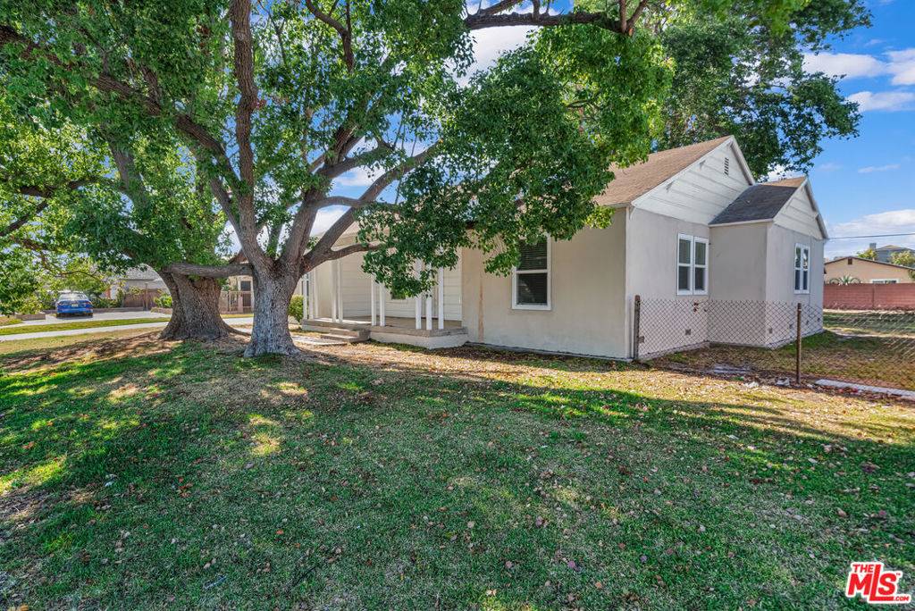 Westminster, CA 92683,8211 22nd ST