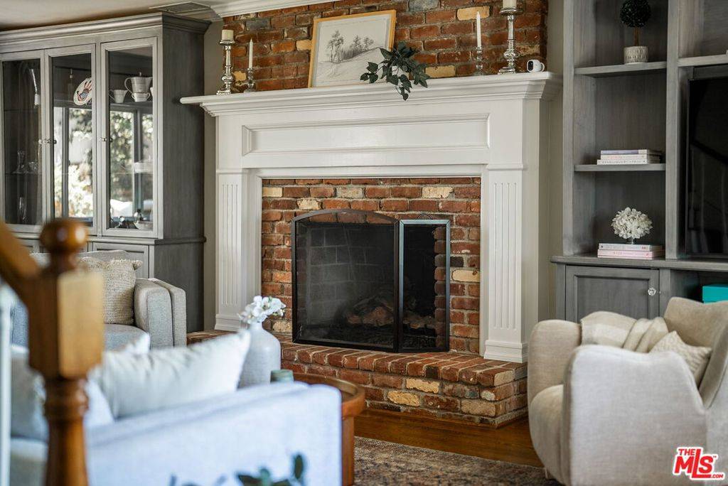 La Crescenta, CA 91214,3411 Markridge RD