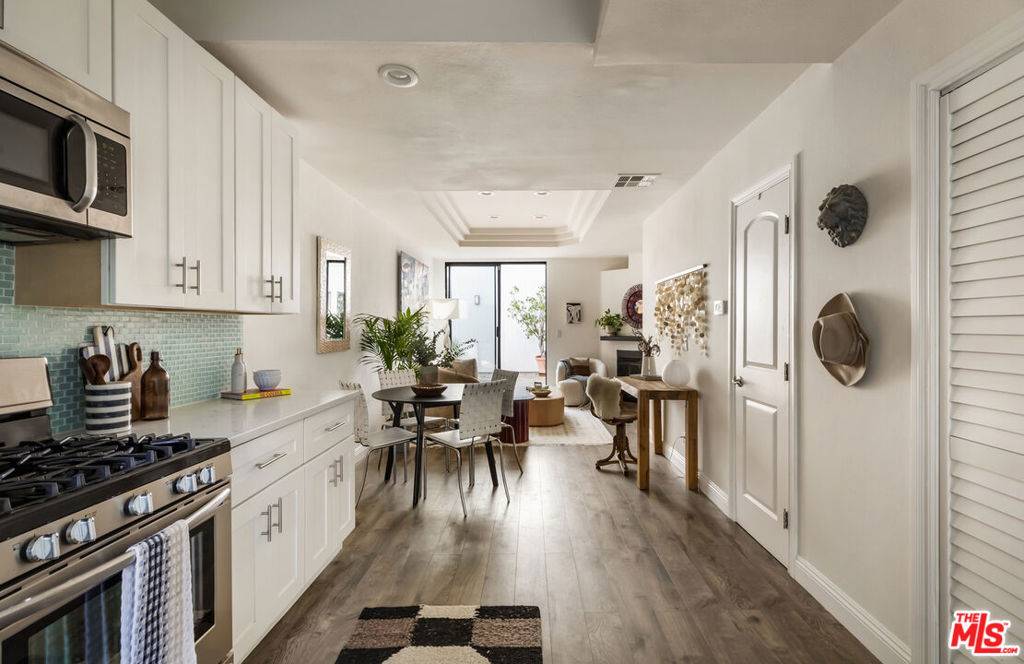 Venice, CA 90291,2500 Abbot Kinney BLVD #25