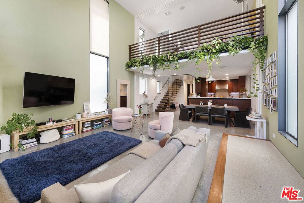 Venice, CA 90291,417 Venice WAY