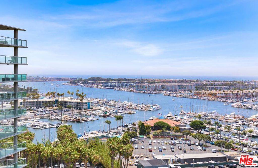 Marina Del Rey, CA 90292,13600 Marina Pointe DR #1702