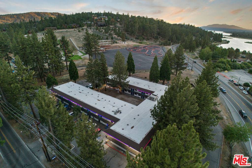 Big Bear, CA 92315,42899 Big Bear BLVD