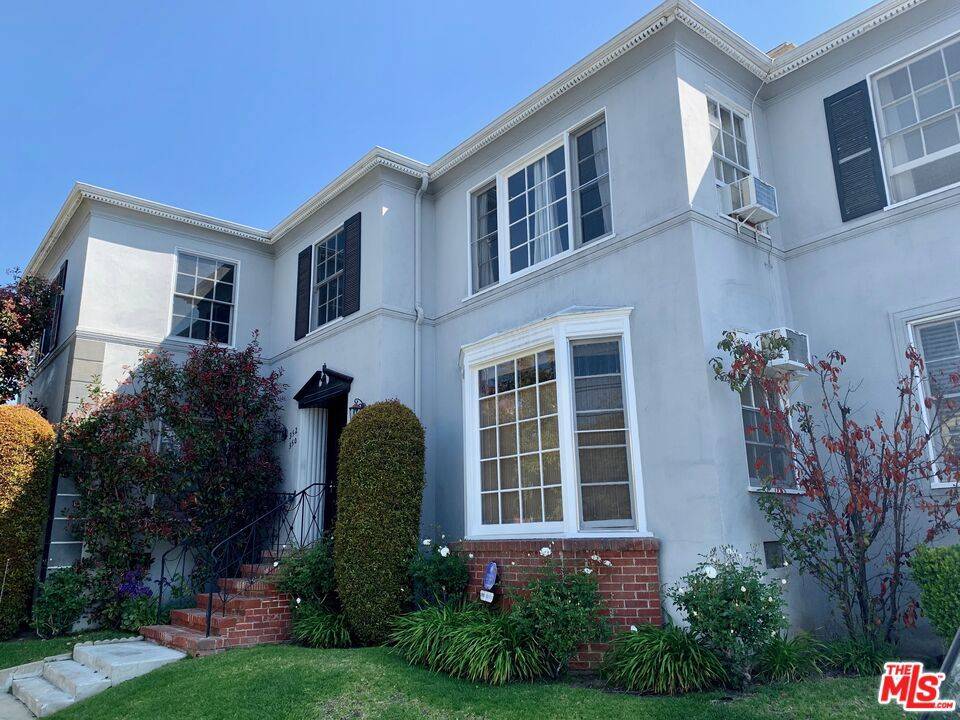 Los Angeles, CA 90048,350 S La Jolla AVE
