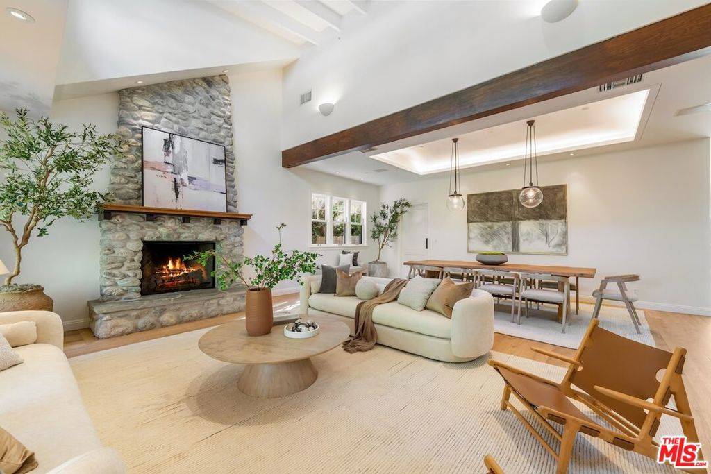 Santa Monica, CA 90402,761 Latimer RD