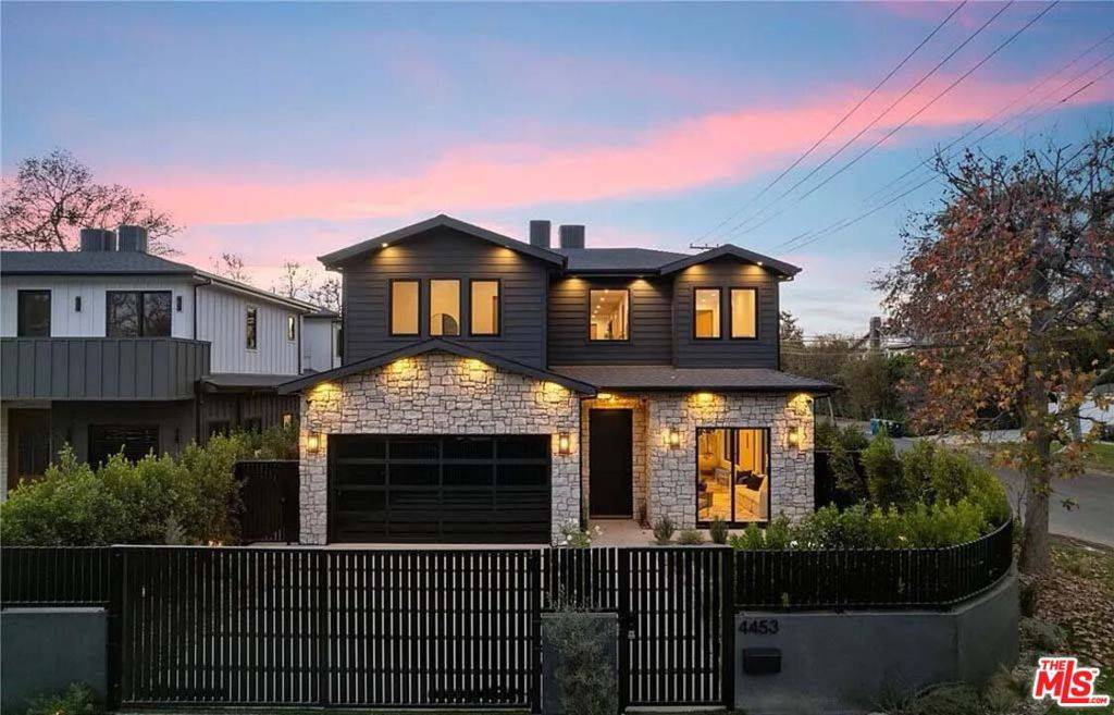 Valley Village, CA 91607,4453 Gentry AVE