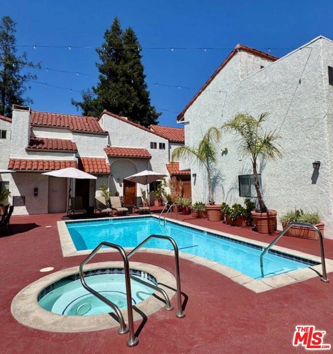 Studio City, CA 91604,10926 Bluffside DR #21