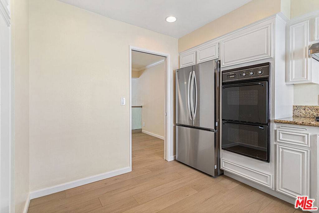 Los Angeles, CA 90025,1825 Westholme AVE #2