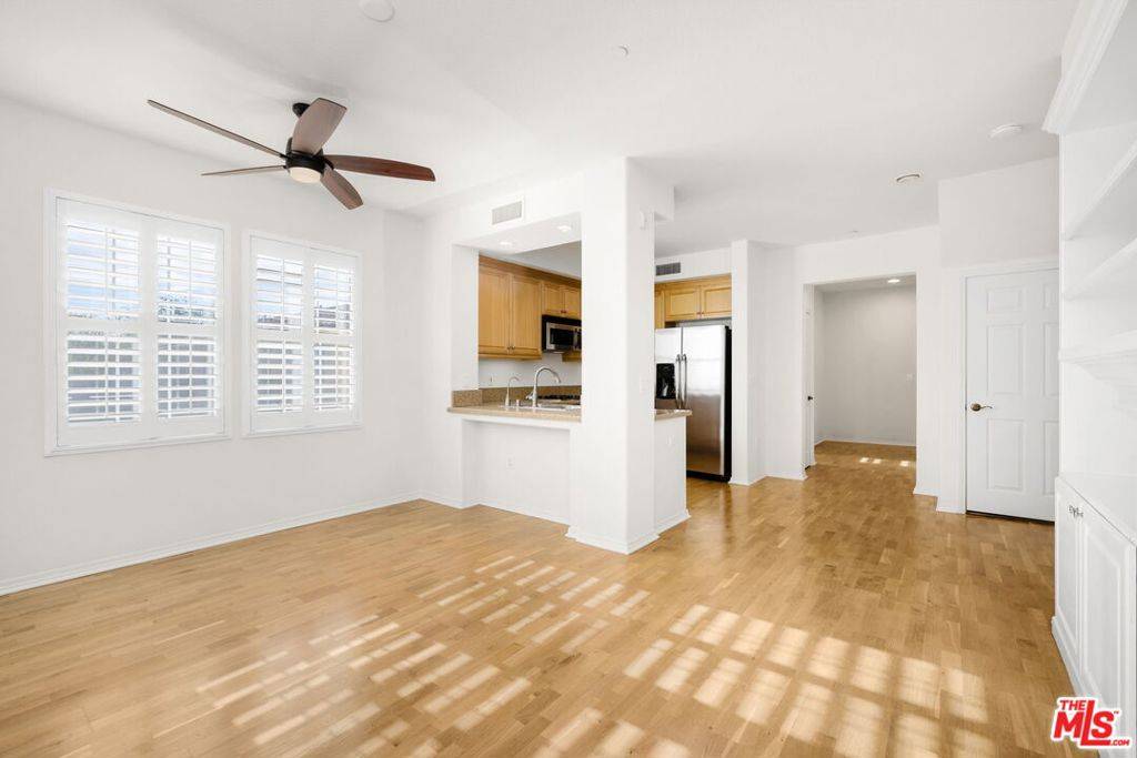 Playa Vista, CA 90094,13080 Pacific Promenade #322