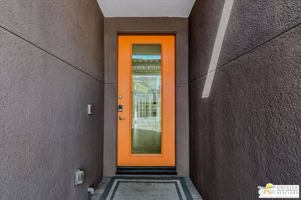 Palm Springs, CA 92262,399 Suave LN