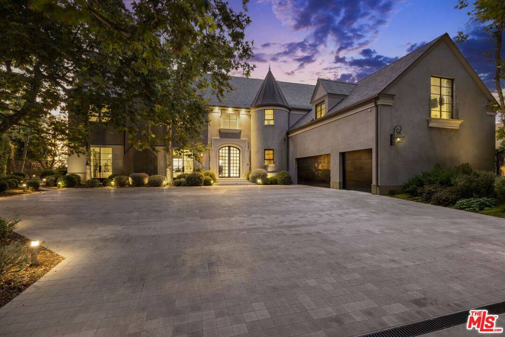 Los Angeles, CA 90077,3396 Stone Ridge LN