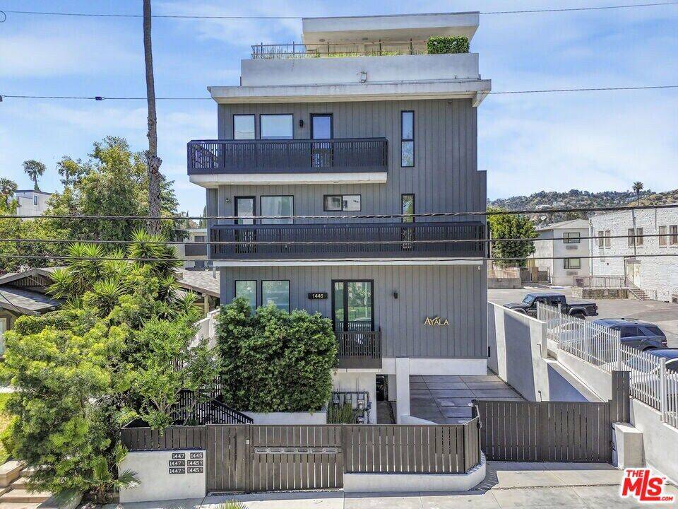Los Angeles, CA 90046,1445 1/4 N Martel AVE