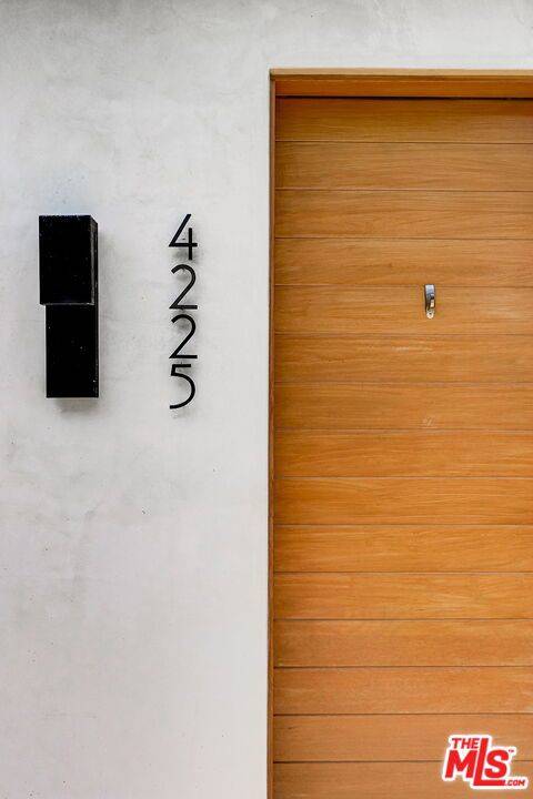 Culver City, CA 90232,4225 La Salle AVE