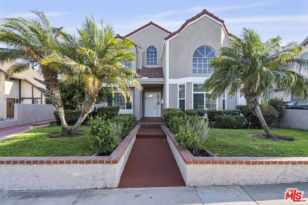 Redondo Beach, CA 90278,2210 Graham AVE #A