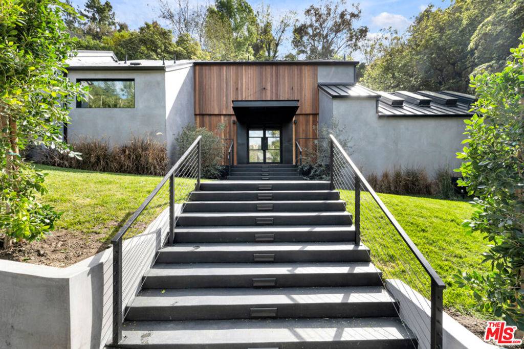 Bel Air, CA 90077,10560 Dolcedo WAY