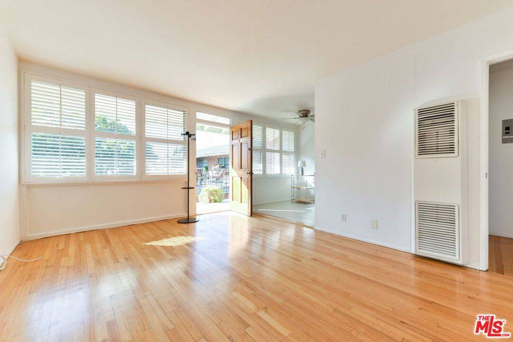 Santa Monica, CA 90404,2033 Cloverfield BLVD #C