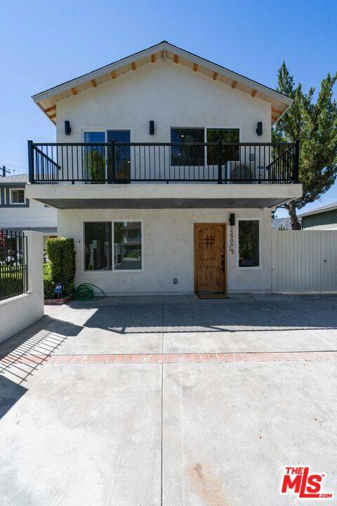 Newhall, CA 91321,23906 1/2 Darbun DR