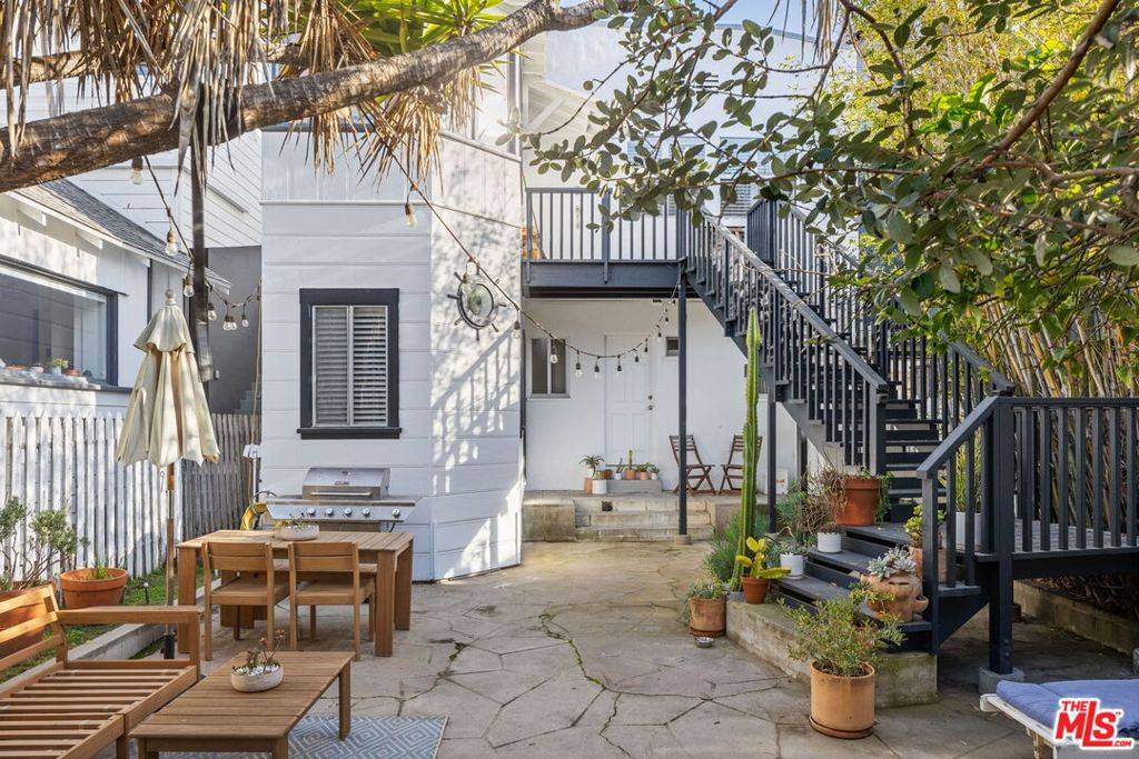 Venice, CA 90291,30 24th PL