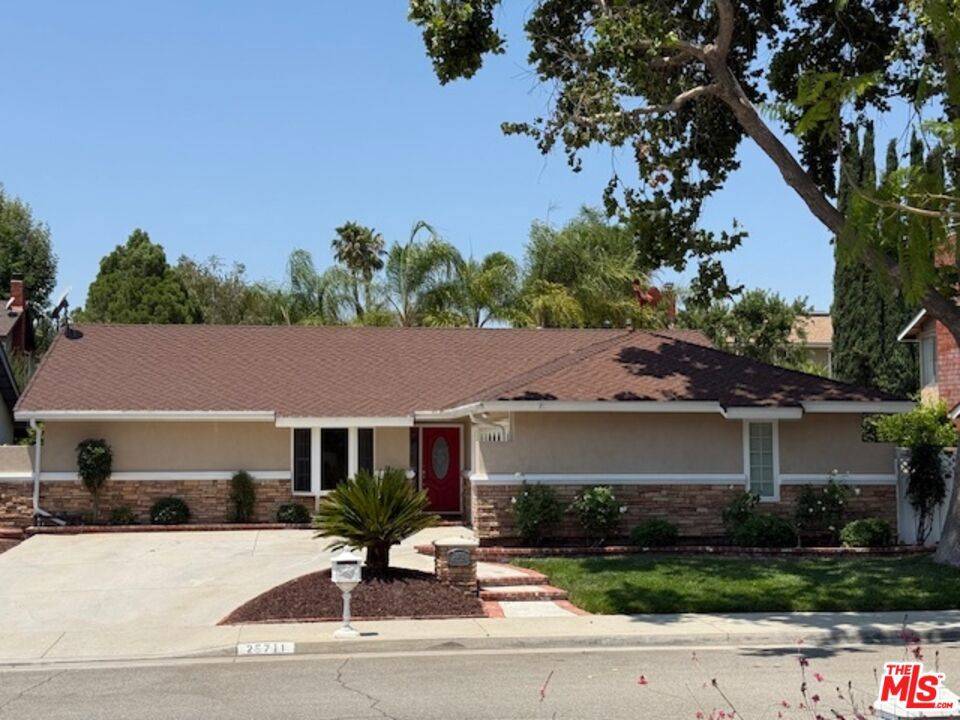 Valencia, CA 91355,25711 Yucca Valley RD