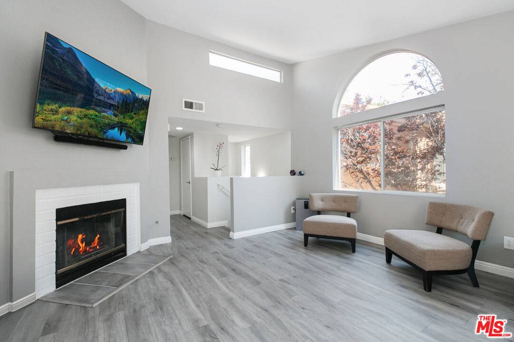 Stevenson Ranch, CA 91381,25110 Steinbeck AVE #F