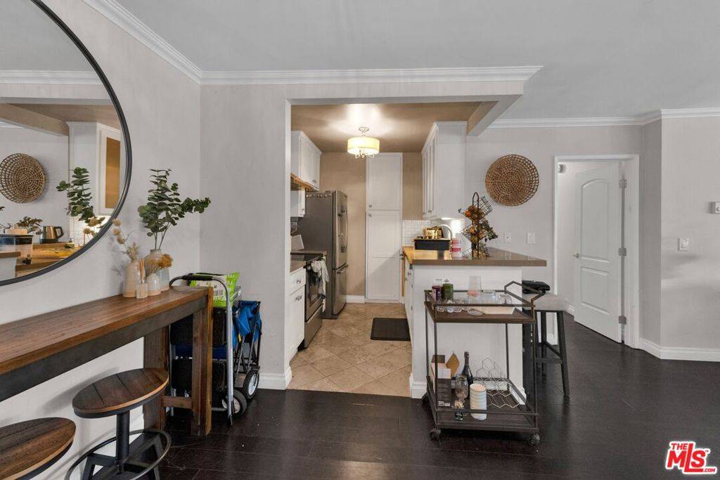 Playa Del Rey, CA 90293,7740 Redlands ST #M3082