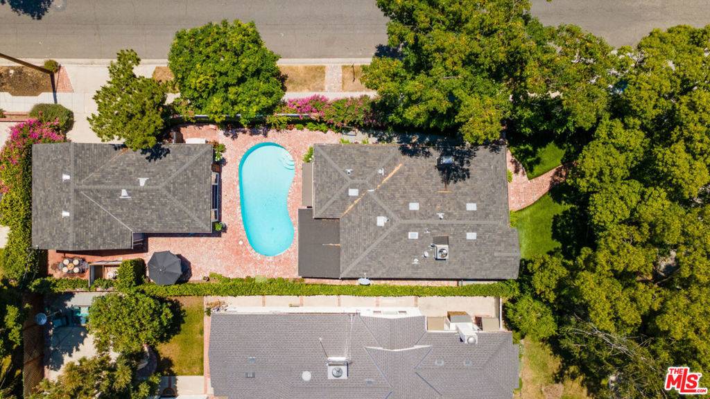 Burbank, CA 91505,800 N Rose ST