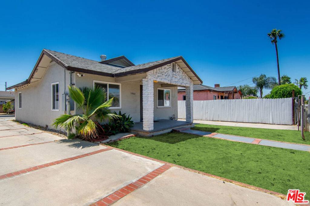 Sun Valley, CA 91352,11862 Art ST