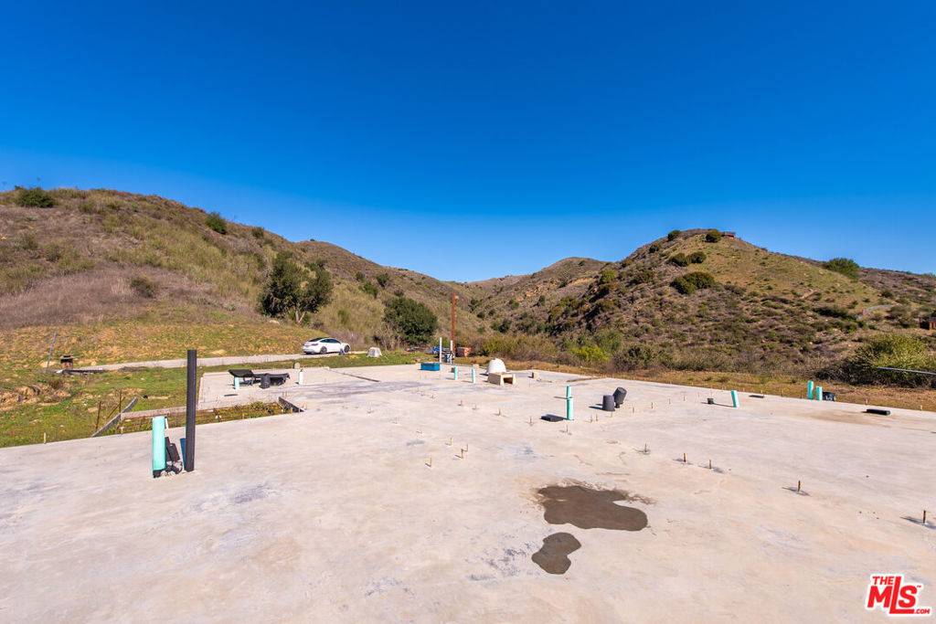 Calabasas, CA 91302,2397 Stokes Canyon RD
