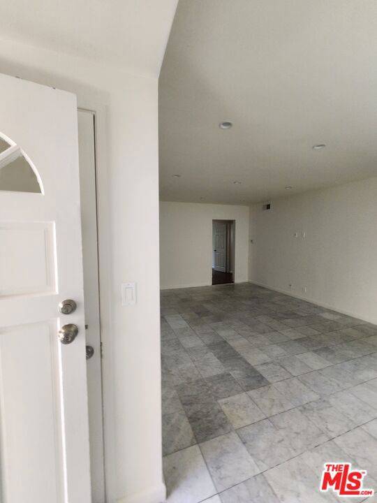 Los Angeles, CA 90035,1462 S Bedford ST #2